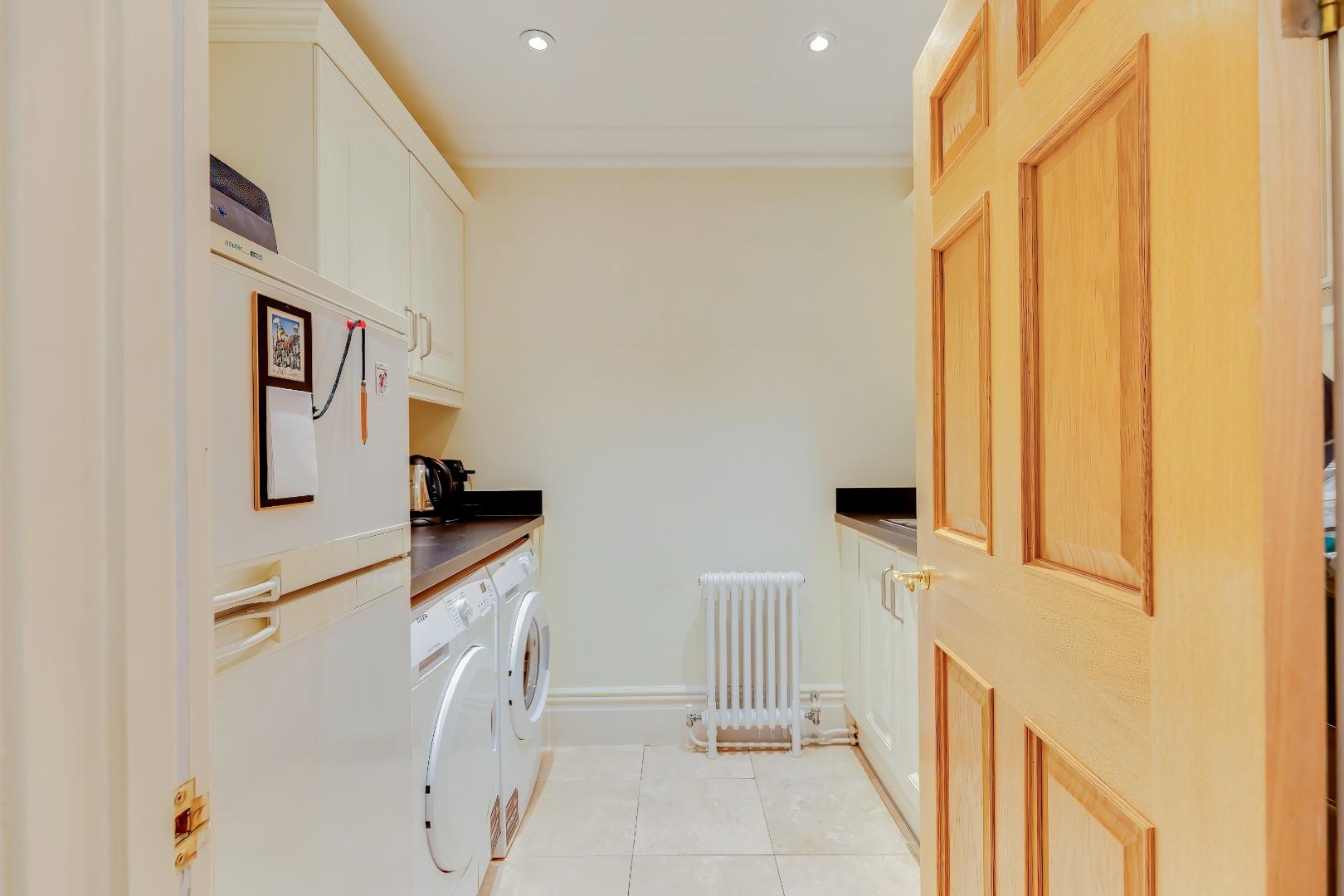 11 The Manor, Talygarn, Pontyclun, Rhondda Cynon Taff, CF72 9WT